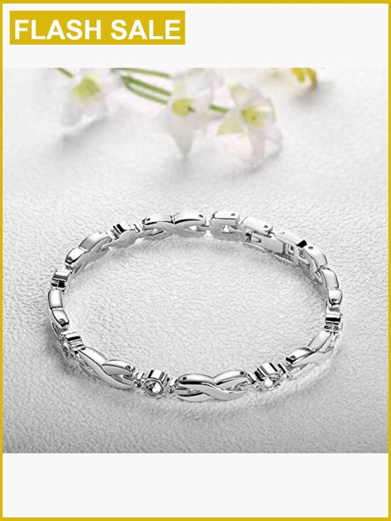 Four-Piece Analog Quartz Wrist Watch Set with Crystal Bangle  display picture 3